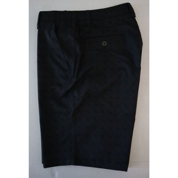 Under Armour 1373982 001 Men's Sz 34 Black Match Play 11" Golf Shorts - Picture 9 of 9